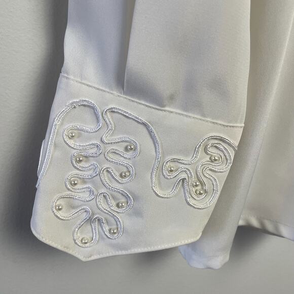 Vintage 80s Embroidered Blouse Medium White Edwardian Romantic Pearl Buttons - Picture 4 of 8